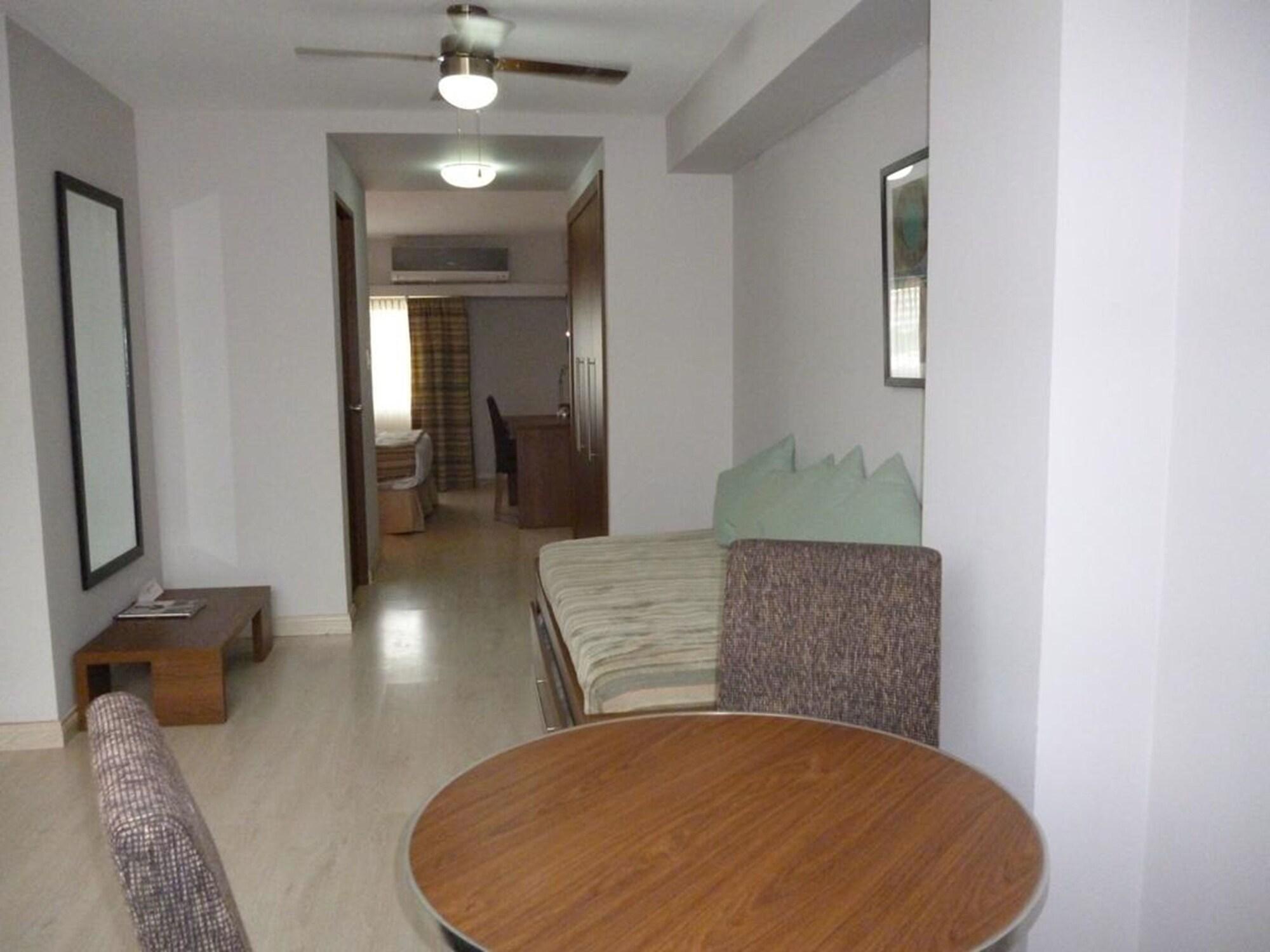 Hotel Tower House Suites Panama  Extérieur photo